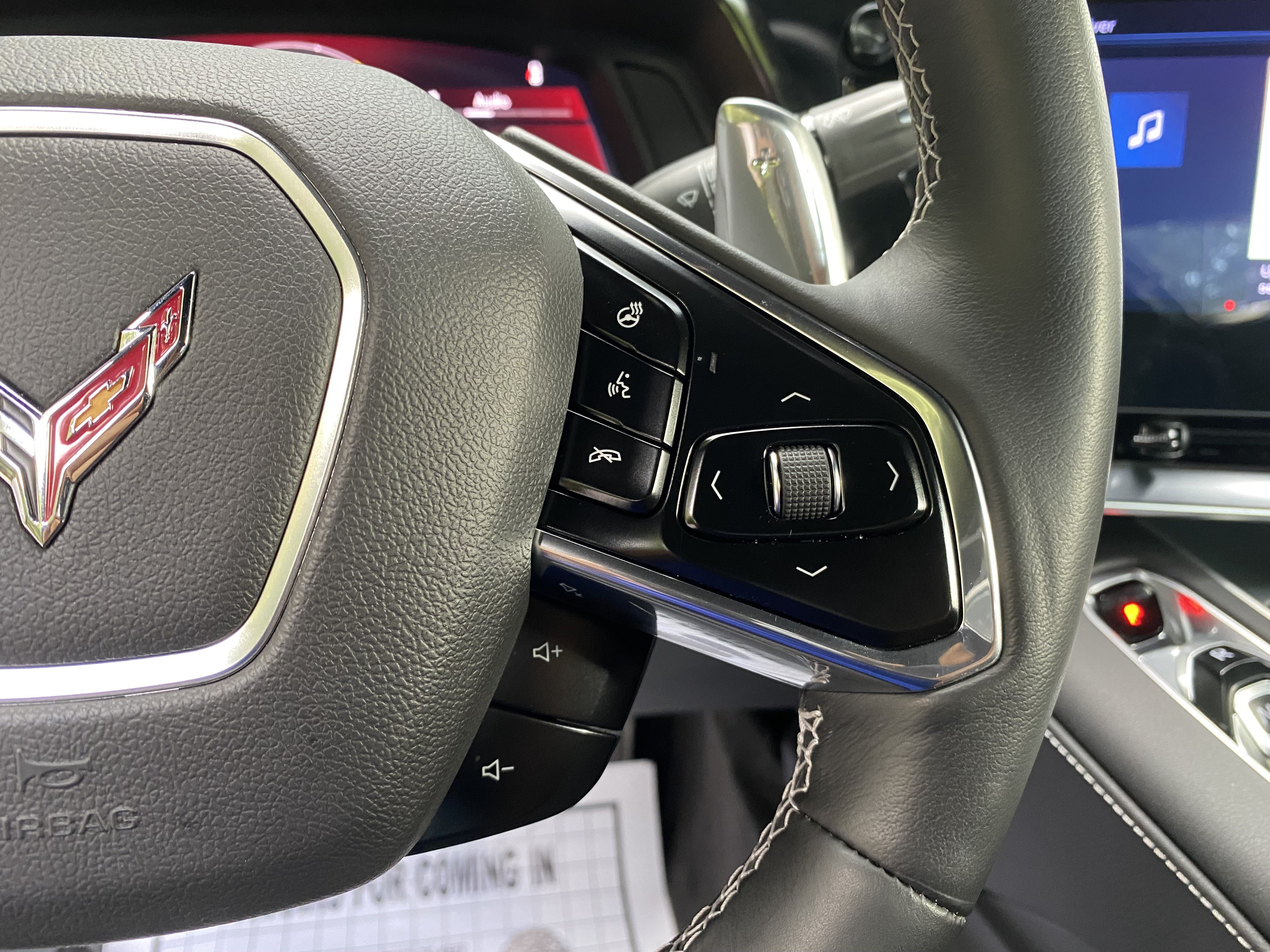 Used 2024 Chevrolet Corvette Stingray Preferred Cpe w/ Battery Protection Package RWD image 21