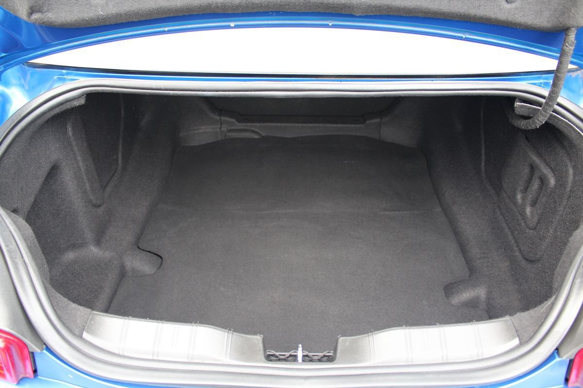 Used 2017 Chevrolet Camaro LT RWD image 30