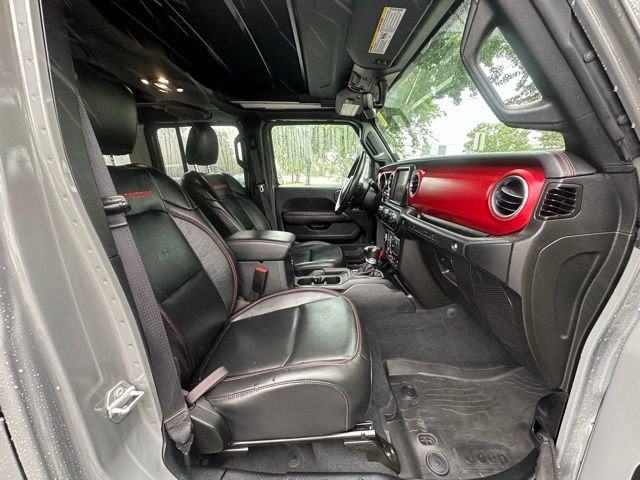 Used 2023 Jeep Wrangler Unlimited Rubicon w/ Cold Weather Group image 32