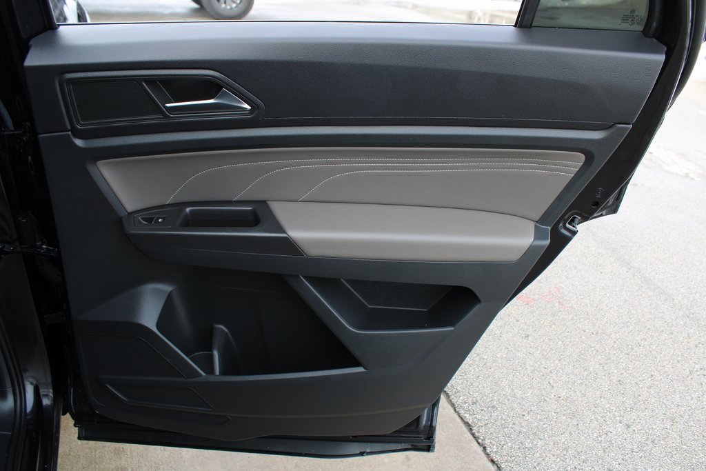 Certified 2023 Volkswagen Atlas Cross Sport SE image 22