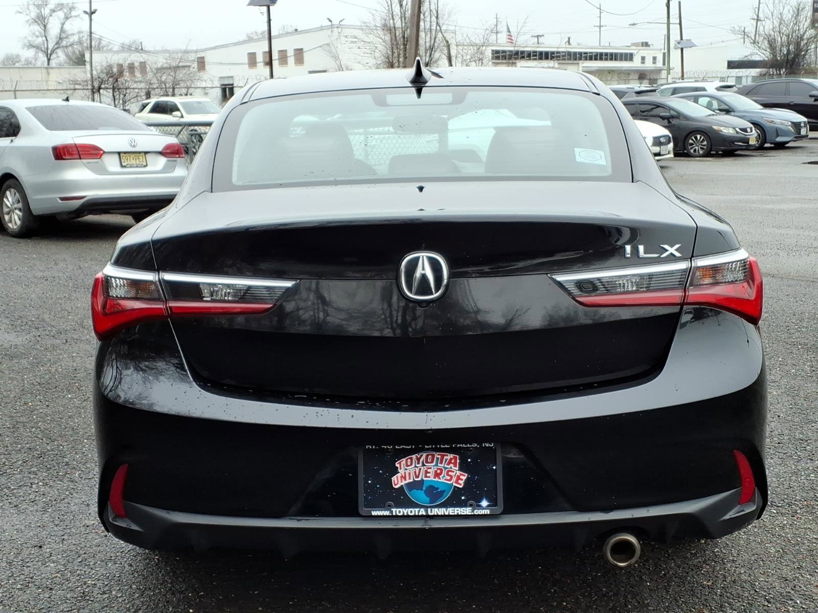 Used 2021 Acura ILX w/ Premium Package FWD image 5