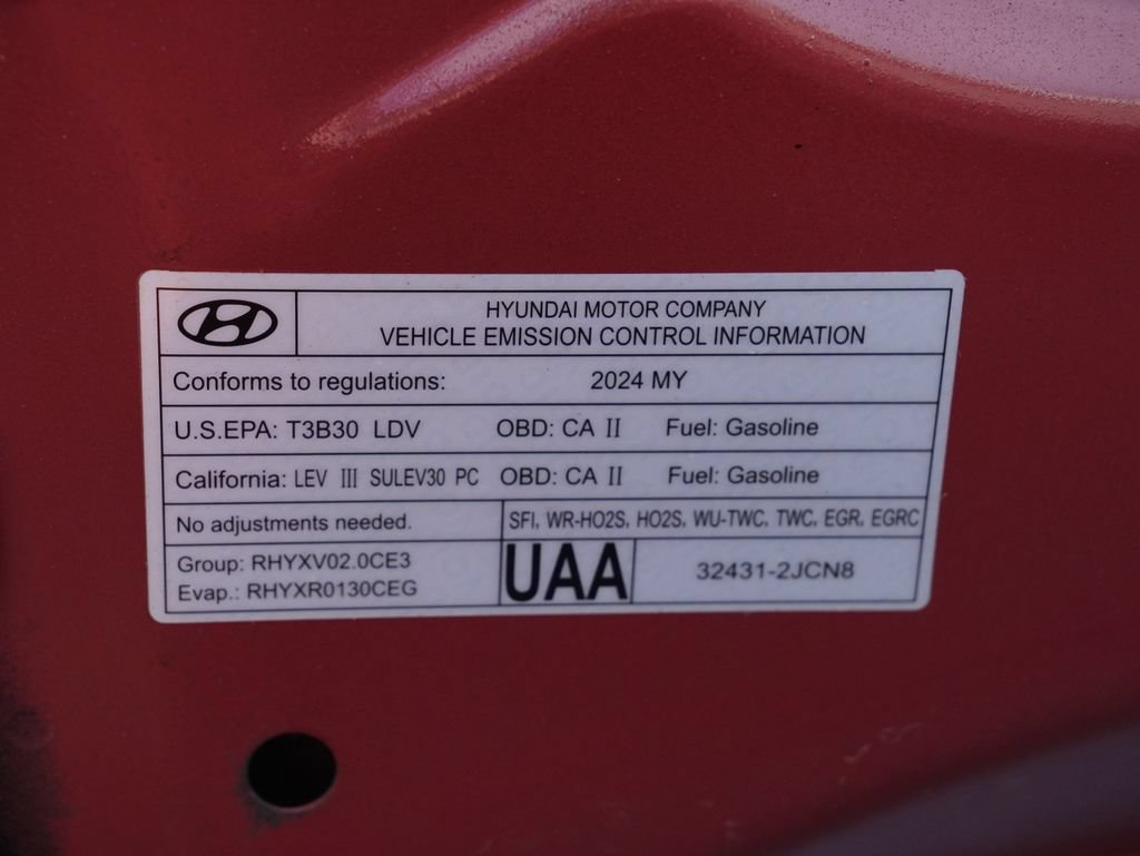 Used 2024 Hyundai Elantra Limited FWD image 39
