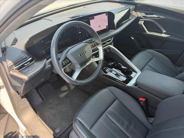 Certified 2025 Audi Q5 Premium w/ Convenience Package AWD/4WD image 9