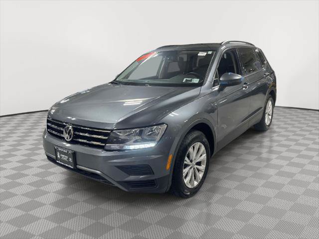 Used 2019 Volkswagen Tiguan SE w/ Panoramic Sunroof Package AWD/4WD image 3
