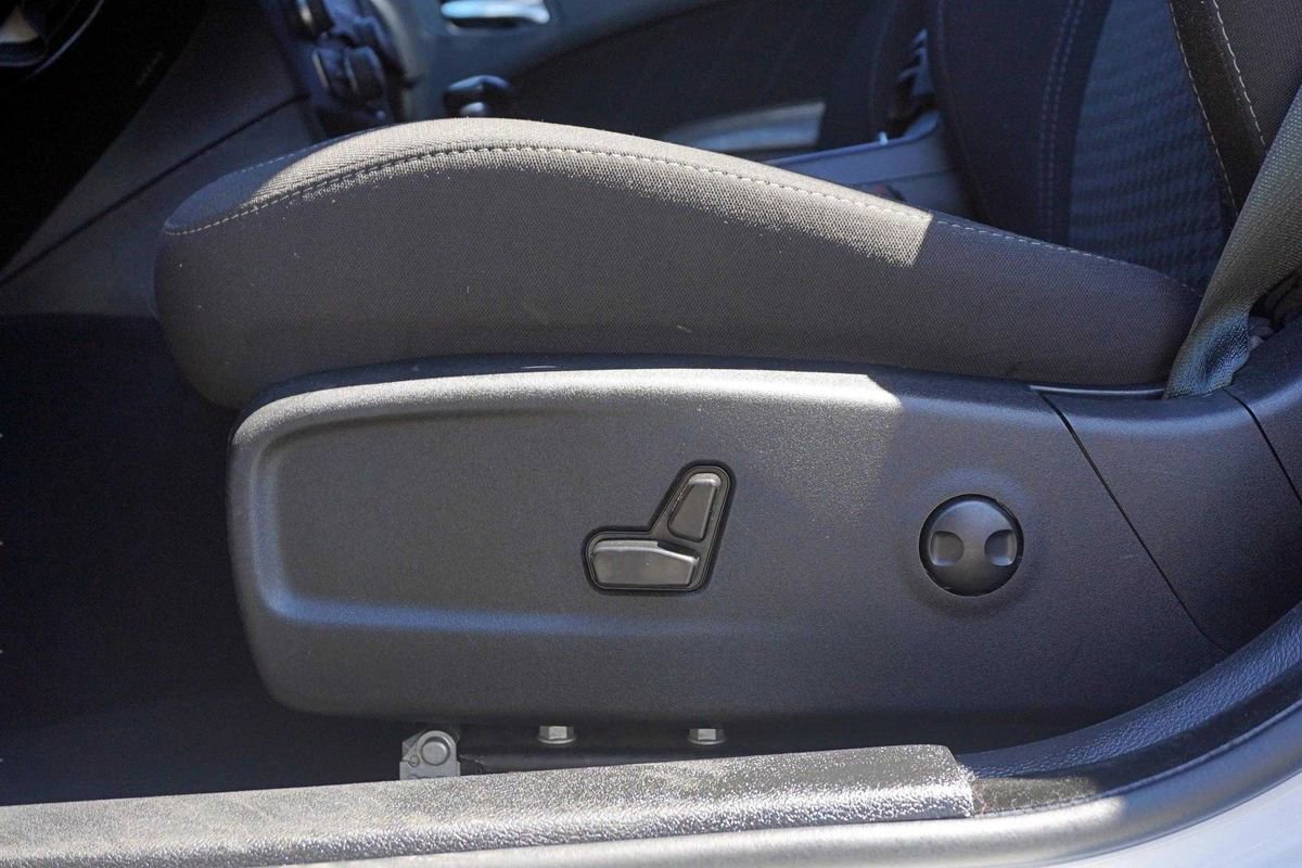 Used 2023 Dodge Charger SXT w/ Blacktop Package image 16