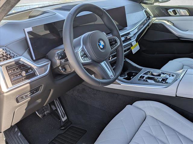 New 2026 BMW X7 xDrive40i image 3