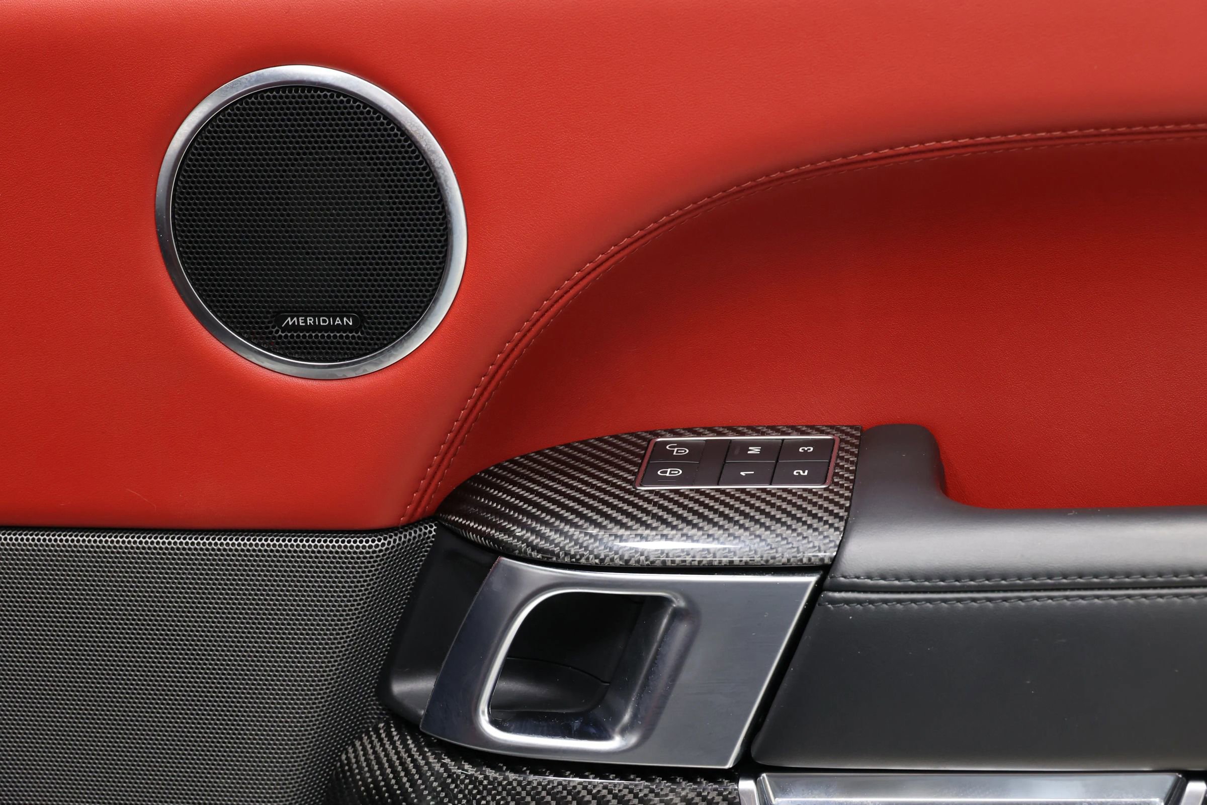 Used 2020 Land Rover Range Rover Sport SVR image 73