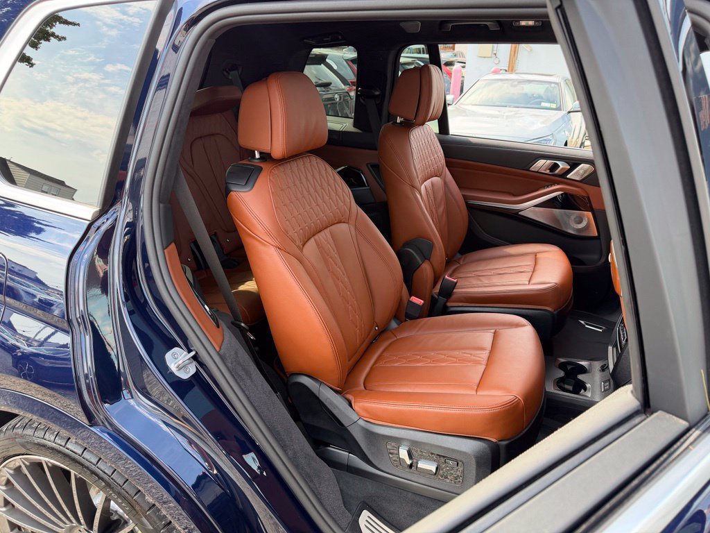 Used 2026 BMW ALPINA XB7 AWD/4WD image 33