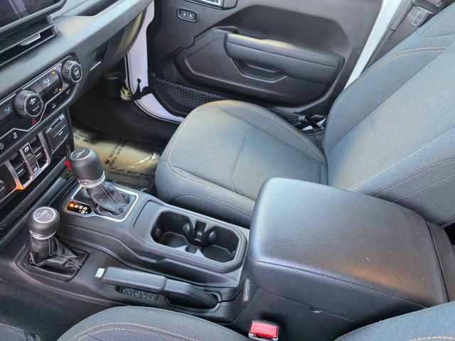 Used 2025 Jeep Gladiator Sport AWD/4WD image 28