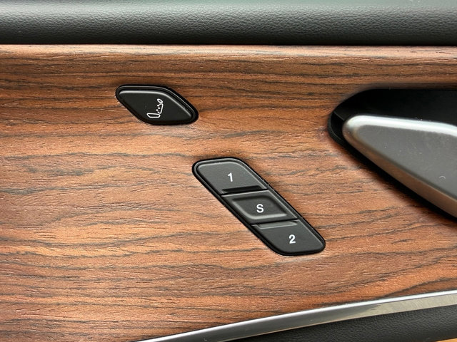 Used 2023 Jeep Grand Cherokee L Summit w/ Advanced Protech Group IV image 29