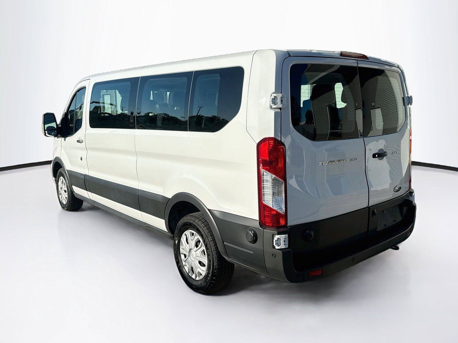 Used 2024 Ford Transit 350 XLT RWD image 3