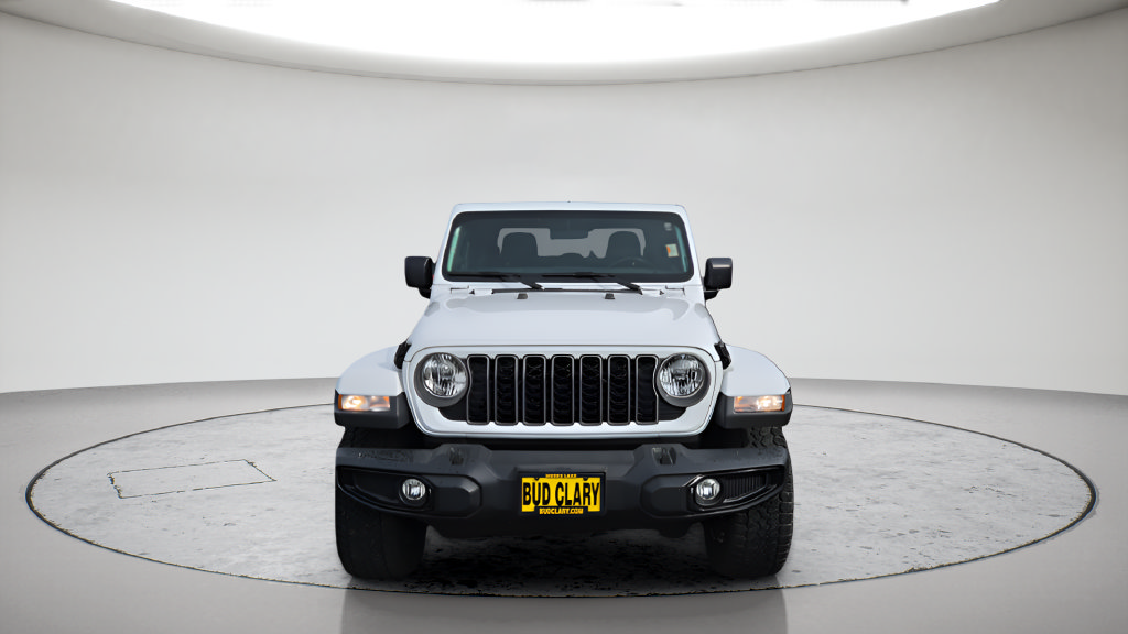 Used 2025 Jeep Gladiator Sport AWD/4WD image 3