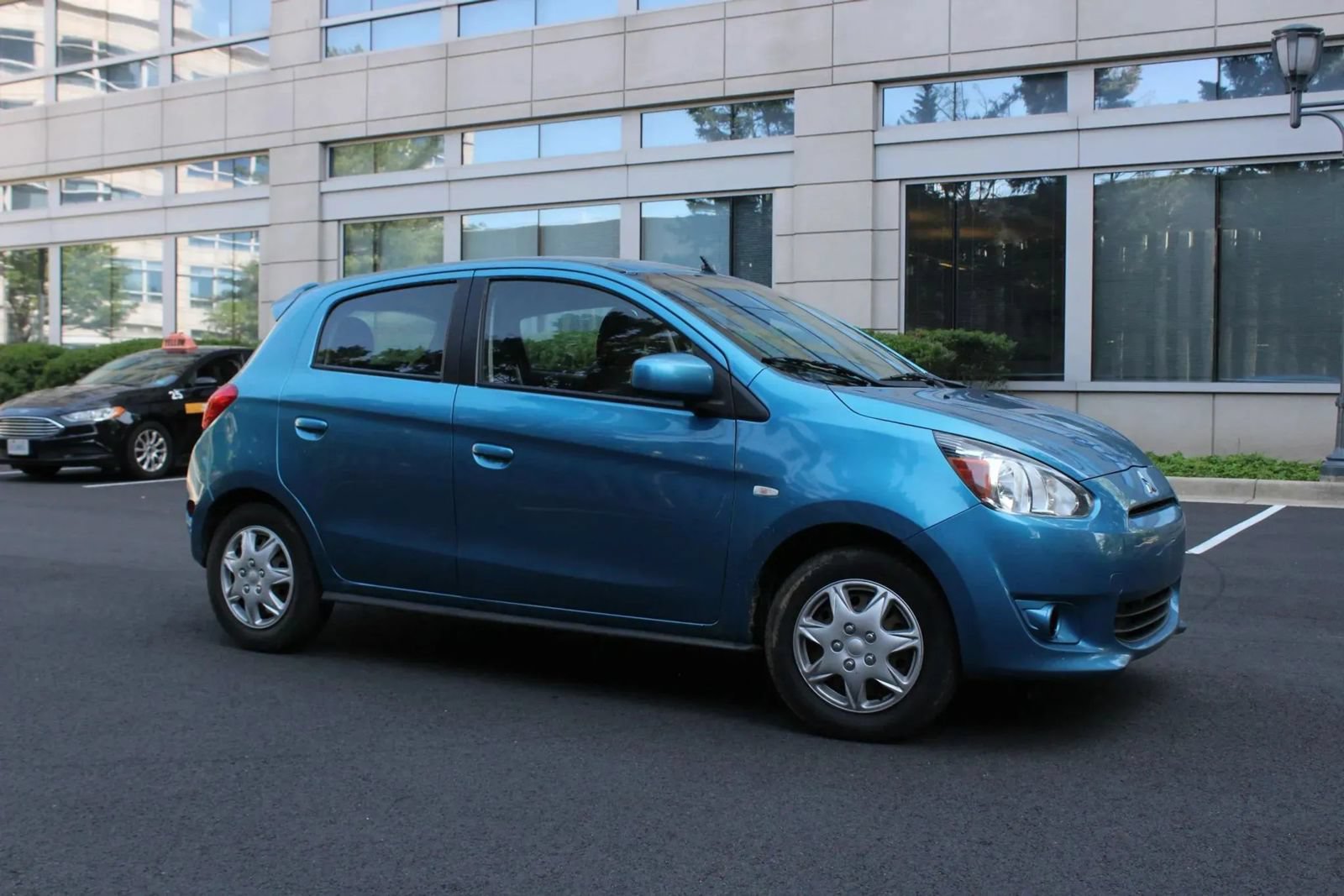 Used 2014 Mitsubishi Mirage DE FWD image 2