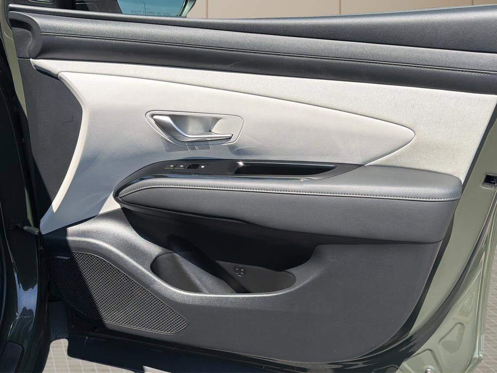 Certified 2025 Hyundai Tucson Limited FWD image 38