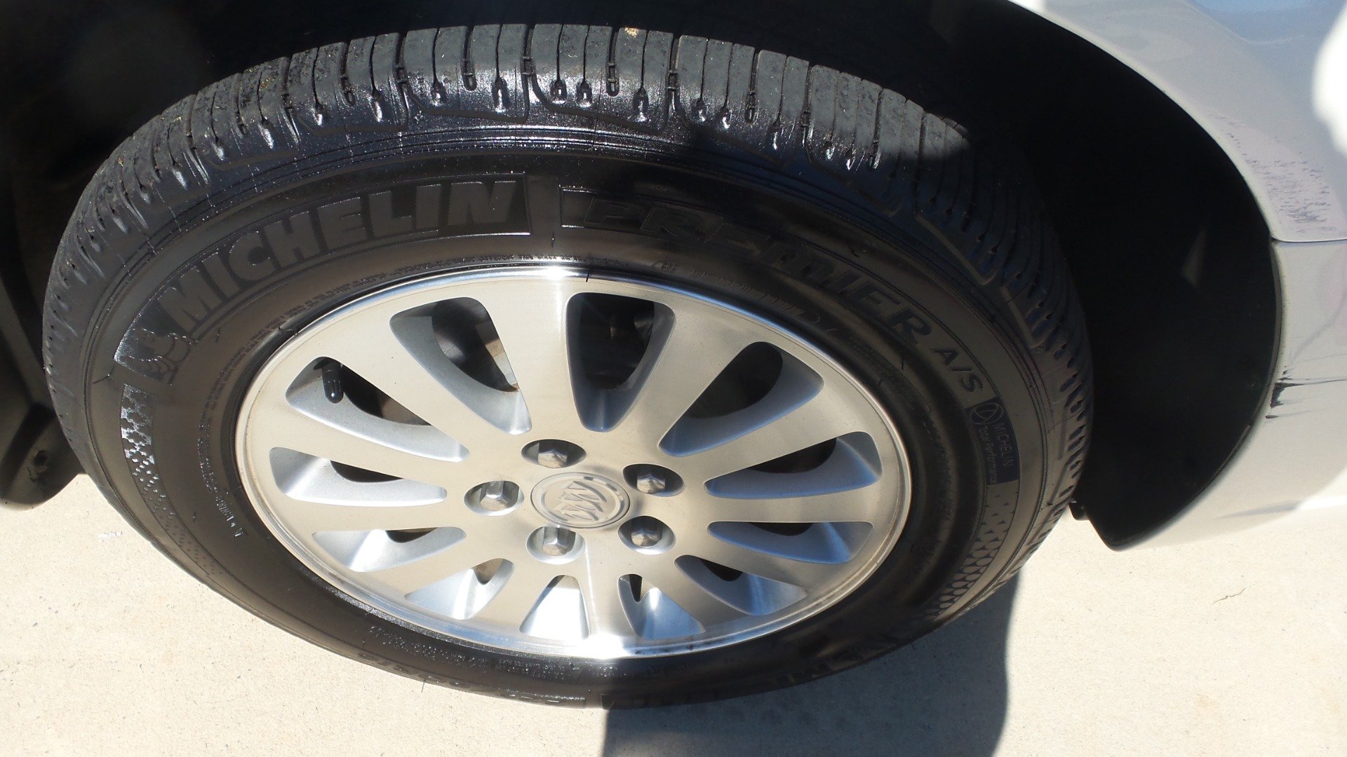 Used 2008 Buick Lucerne CX w/ Driver Confidence Package FWD image 19