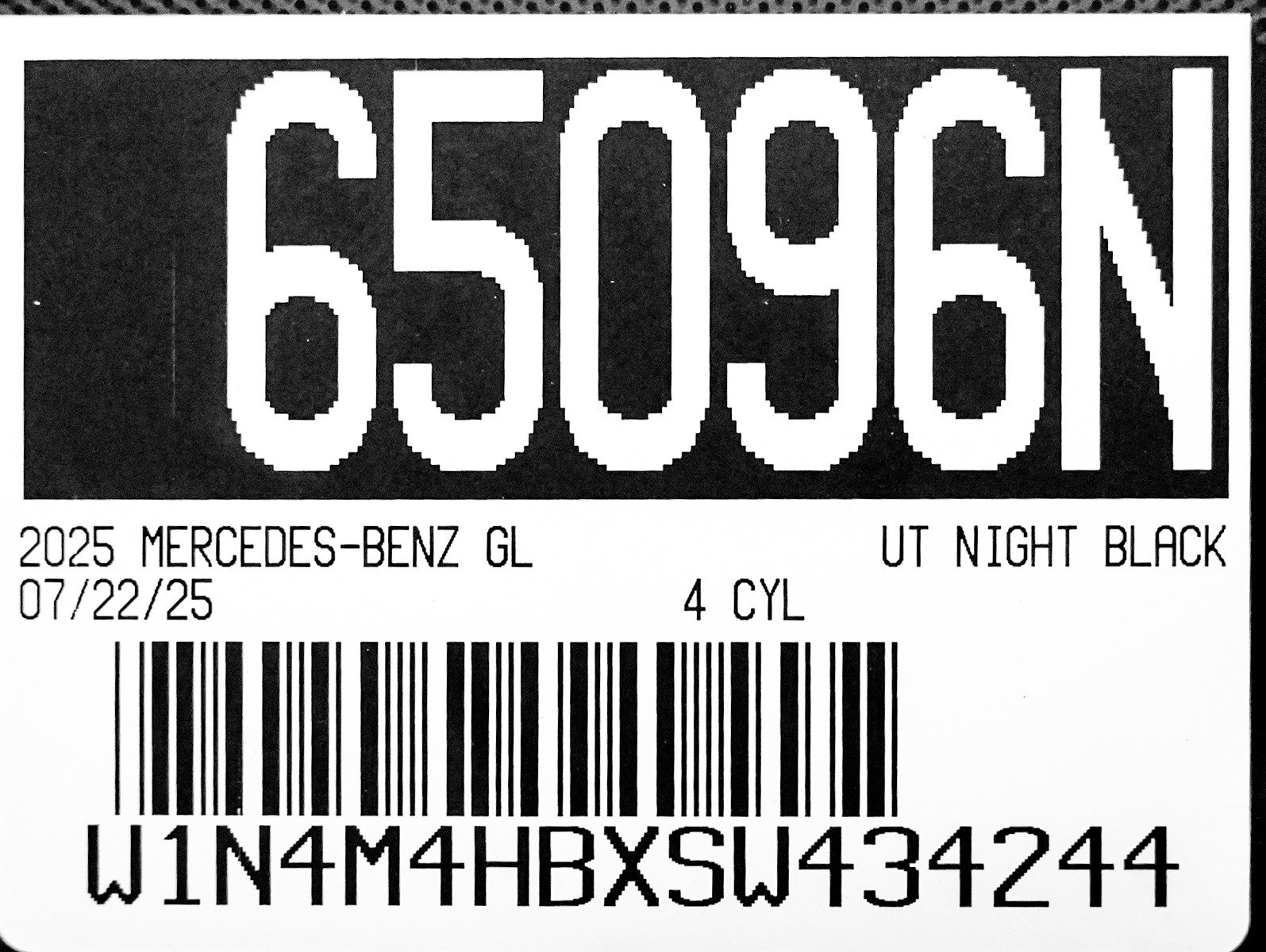 New 2025 Mercedes-Benz GLB 250 4MATIC image 26