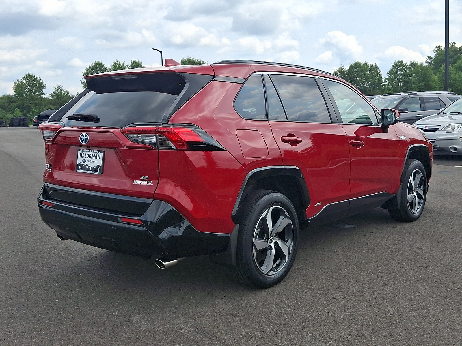 Used 2024 Toyota RAV4 SE w/ Weather & Moonroof Package AWD/4WD image 7