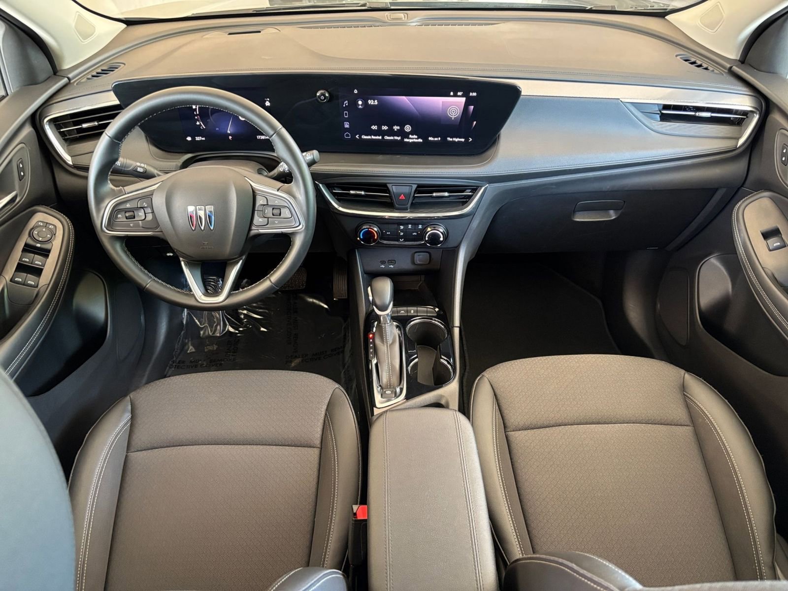 Used 2025 Buick Encore GX Preferred FWD image 32