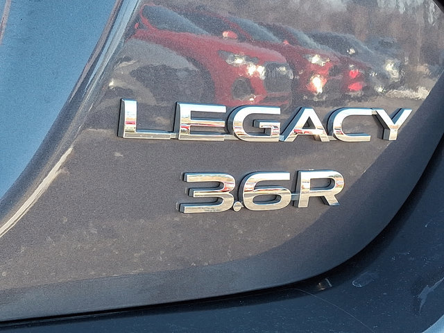 Used 2016 Subaru Legacy 3.6R Limited image 29