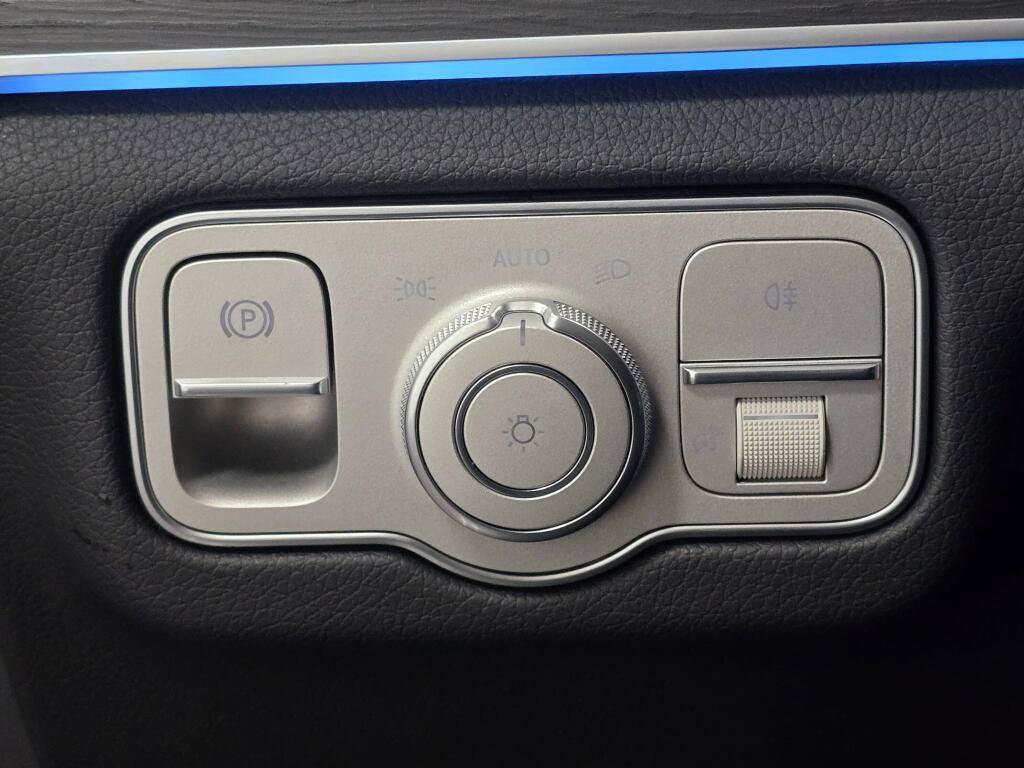 New 2026 Mercedes-Benz GLS 450 4MATIC image 25