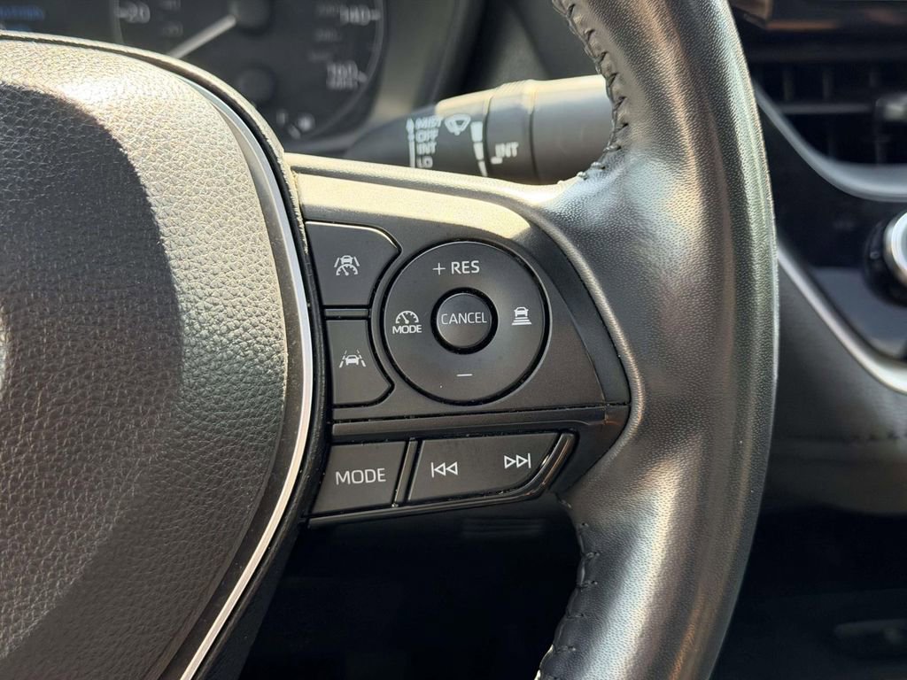 Certified 2024 Toyota Corolla SE w/ SE Premium Package FWD image 8