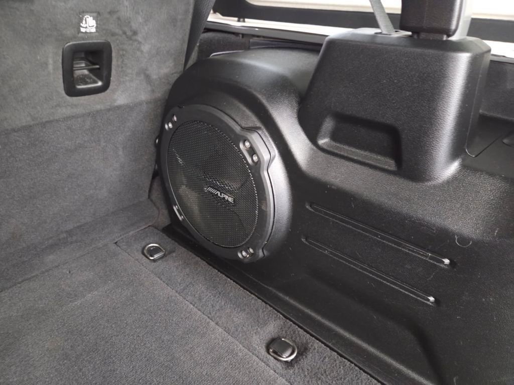 Used 2021 Jeep Wrangler Unlimited Sahara image 21