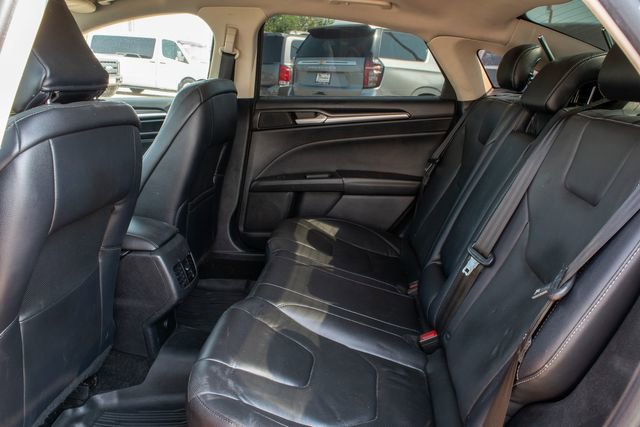 Used 2020 Ford Fusion Energi Titanium FWD image 18