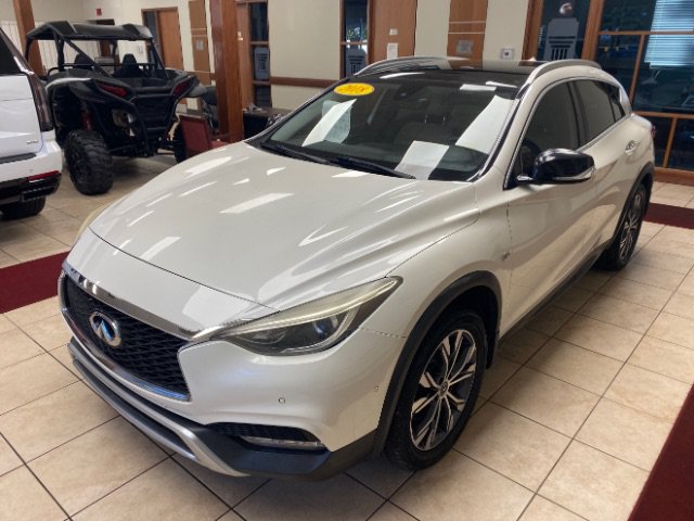 Used 2018 INFINITI QX30 Premium w/ Navigation Package