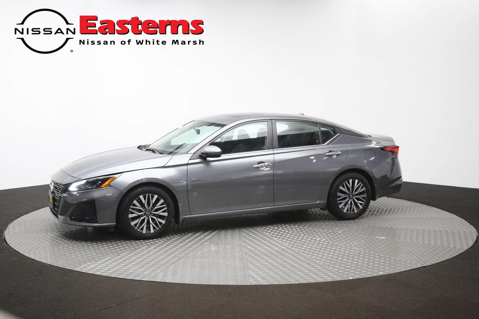 Used 2023 Nissan Altima 2.5 SV w/ SV Premium Package FWD image 58