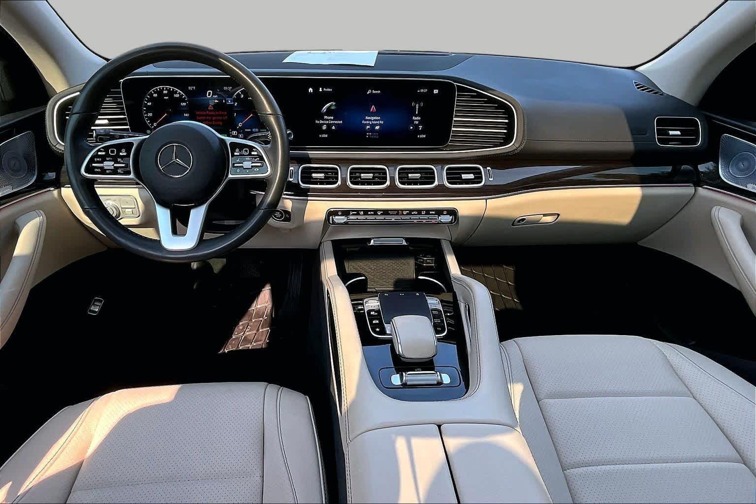Used 2020 Mercedes-Benz GLS 450 4MATIC image 16
