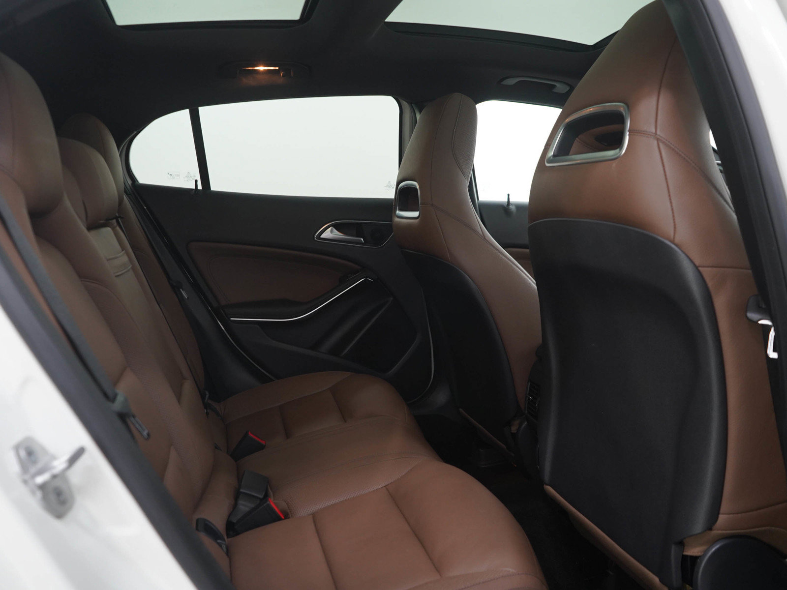Used 2015 Mercedes-Benz GLA 250 4MATIC image 12