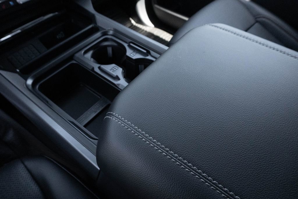 New 2026 Ford F250 Lariat image 43