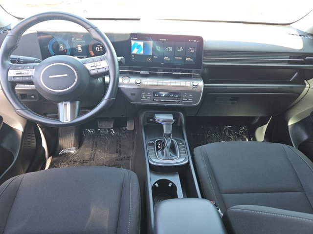 Certified 2025 Hyundai Kona SEL image 21