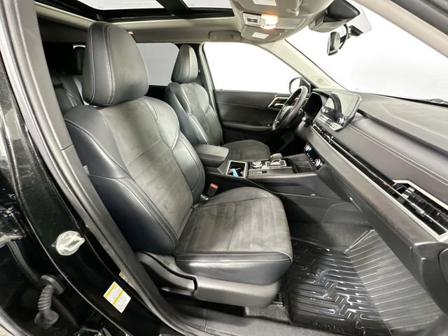 Used 2024 Mitsubishi Outlander SE image 30