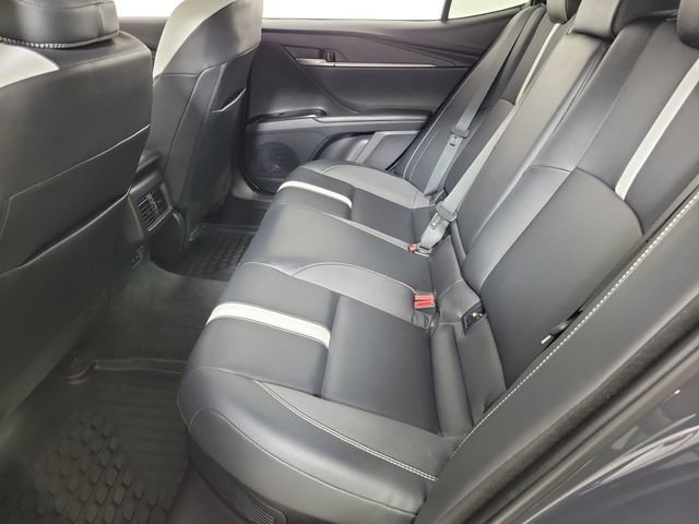Used 2026 Toyota Camry SE FWD image 12