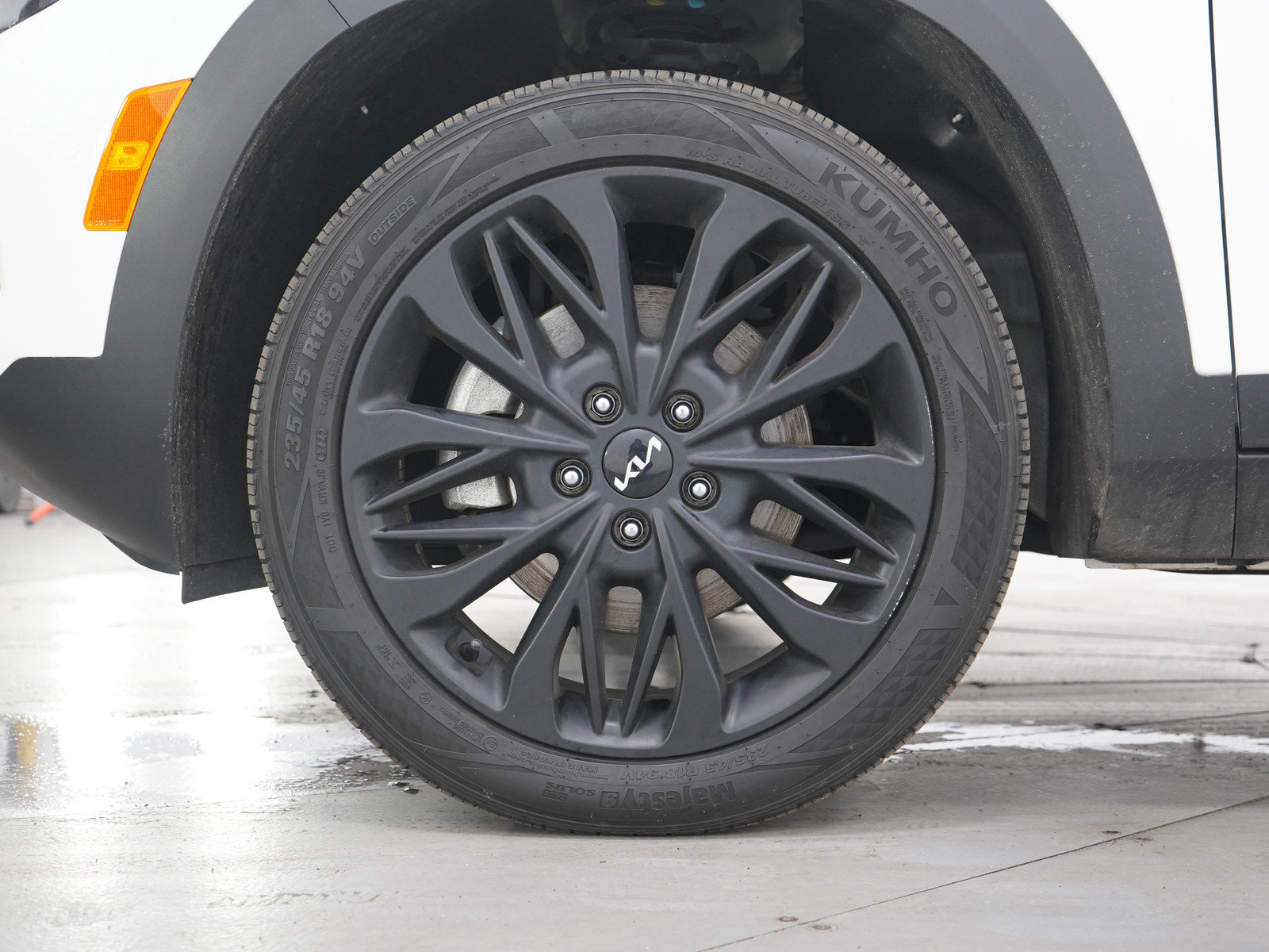 Used 2023 Kia Seltos Nightfall Edition image 29