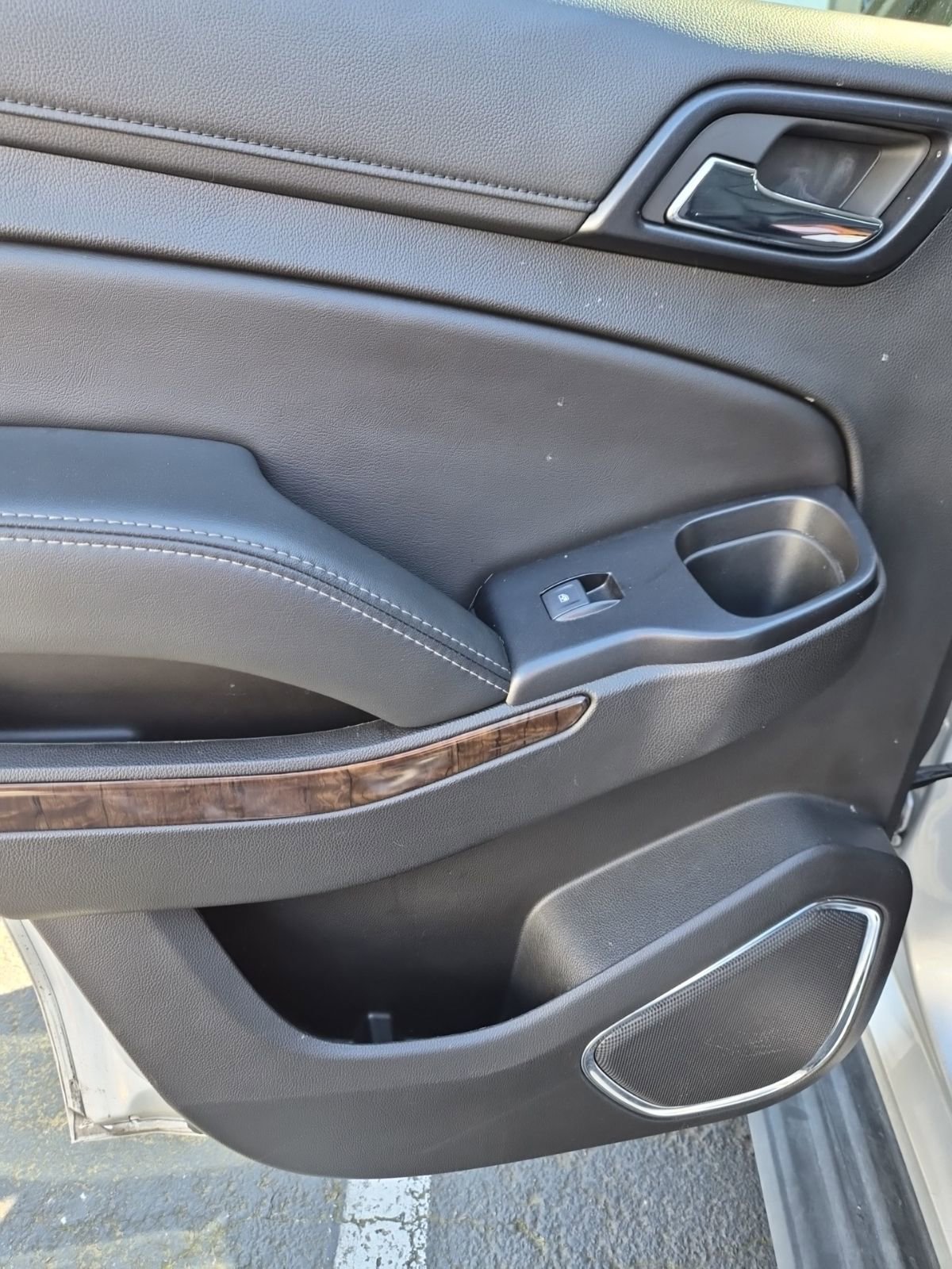 Used 2020 Chevrolet Tahoe LT image 18