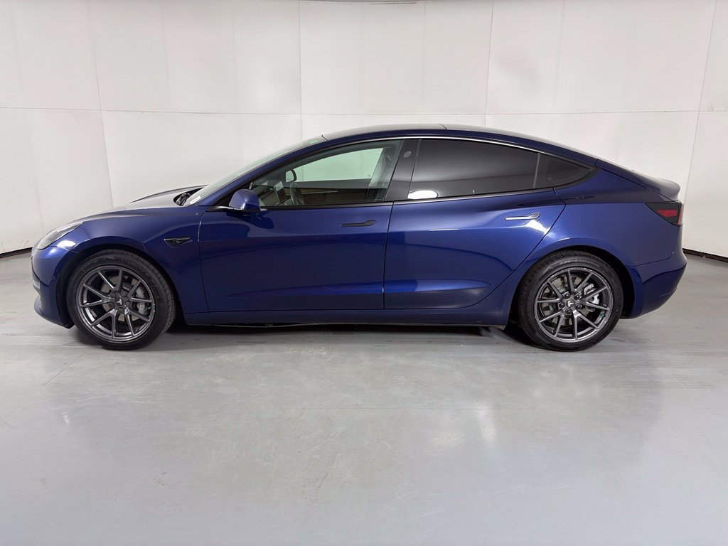 Used 2022 Tesla Model 3 RWD image 5
