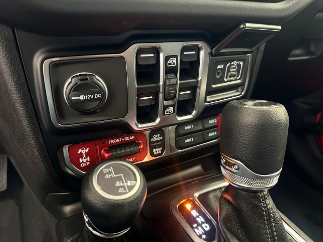 New 2026 Jeep Wrangler Unlimited Rubicon AWD/4WD image 32