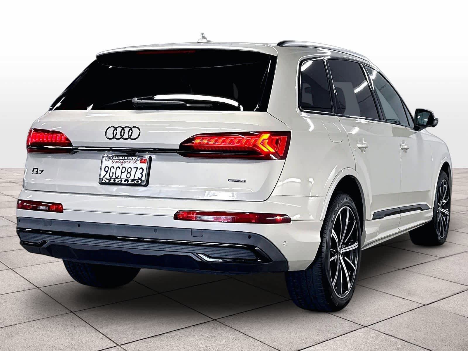 Used 2023 Audi Q7 3.0T Premium Plus w/ Premium Plus Package AWD/4WD image 14