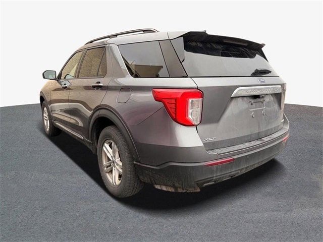 Used 2021 Ford Explorer XLT image 4