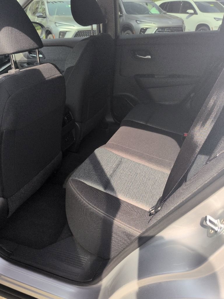 Used 2023 Nissan Rogue SV AWD/4WD image 32