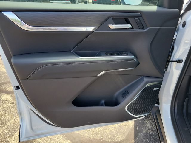 New 2026 GMC Acadia Elevation w/ Black Edition FWD image 19