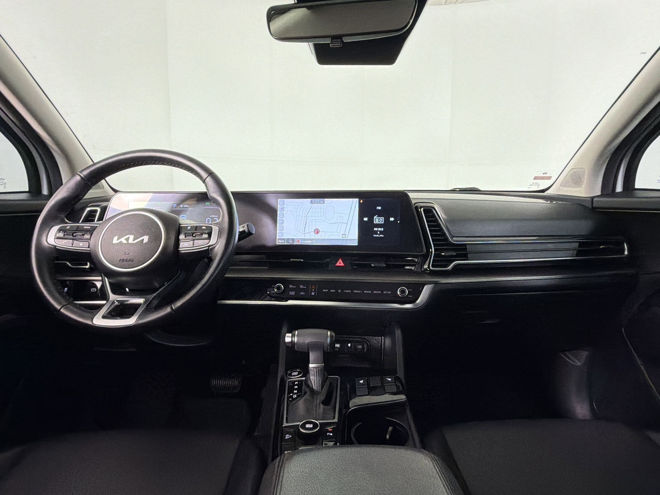 Used 2024 Kia Sportage EX FWD image 13