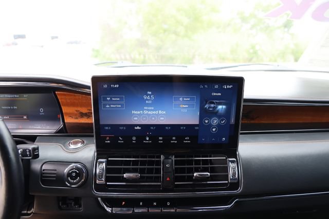 Used 2023 Lincoln Navigator L Black Label AWD/4WD image 19