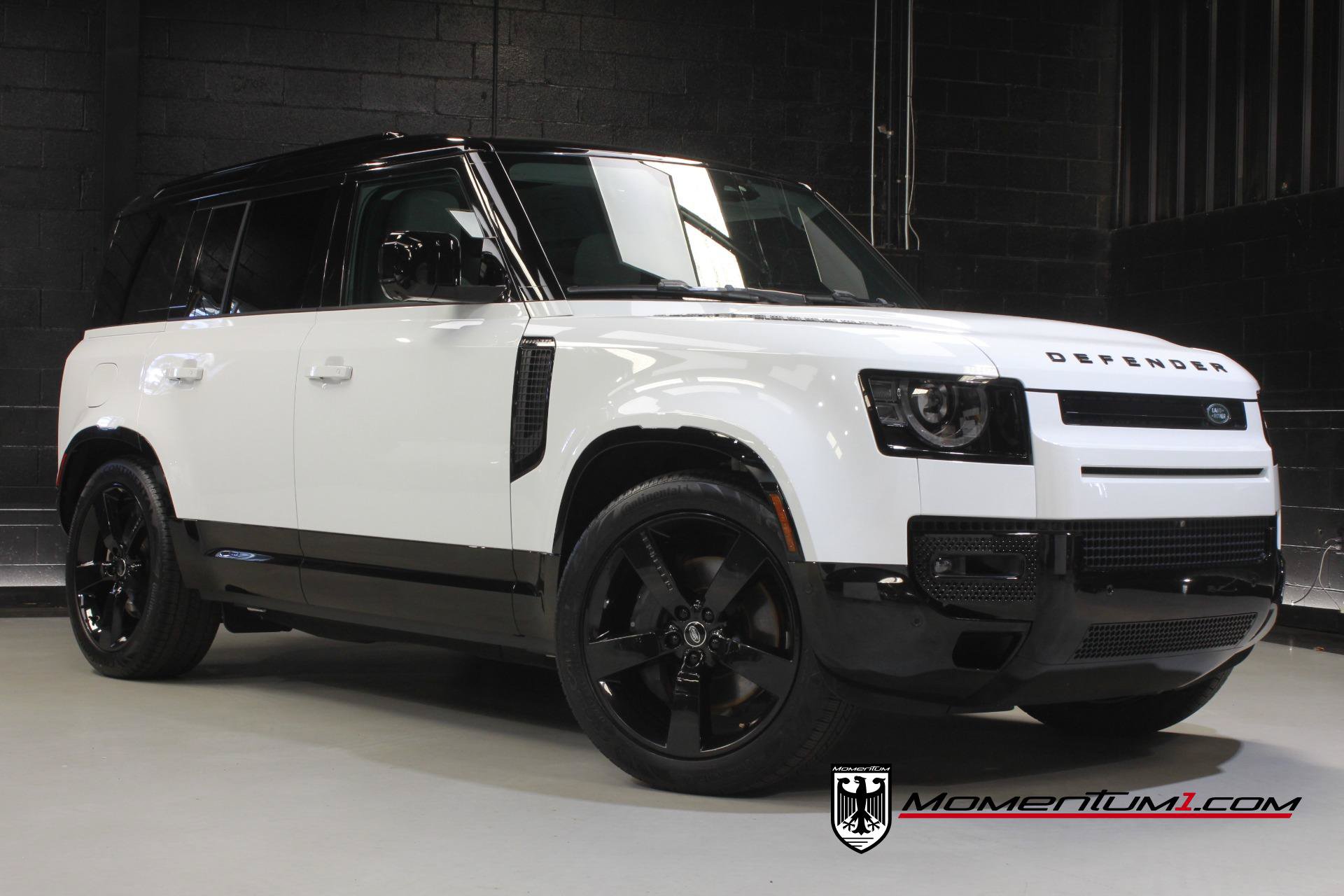 Used 2025 Land Rover Defender 110 X-Dynamic SE AWD/4WD image 1