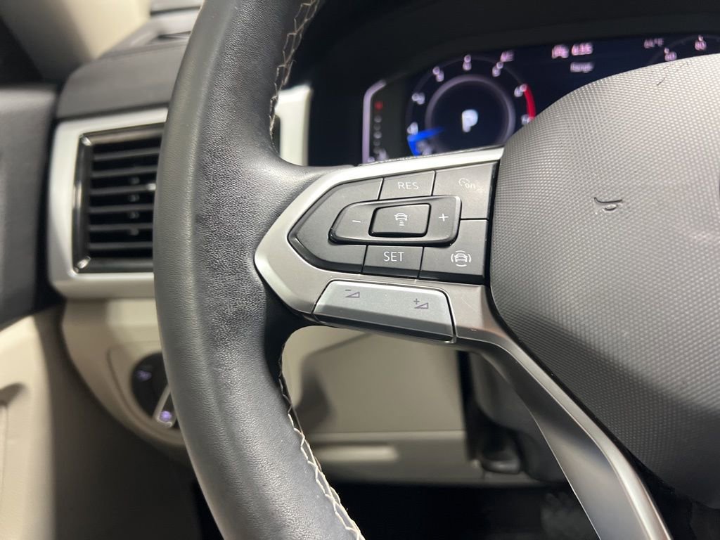 Used 2022 Volkswagen Atlas SE image 40