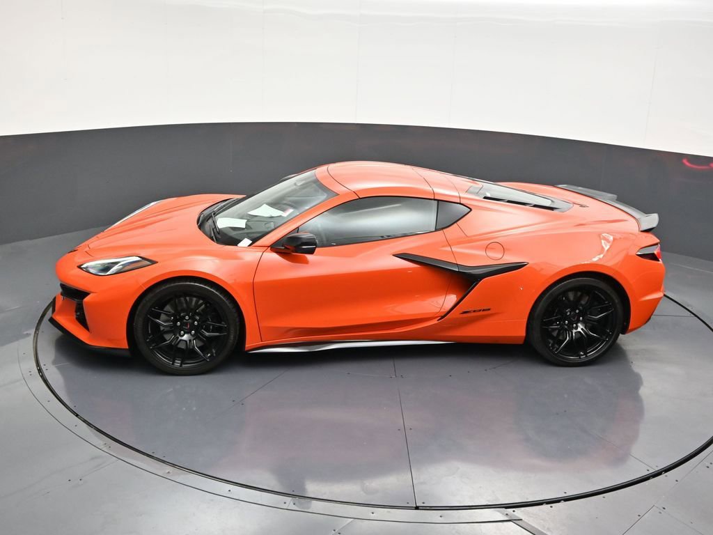 Used 2026 Chevrolet Corvette Z06 image 16