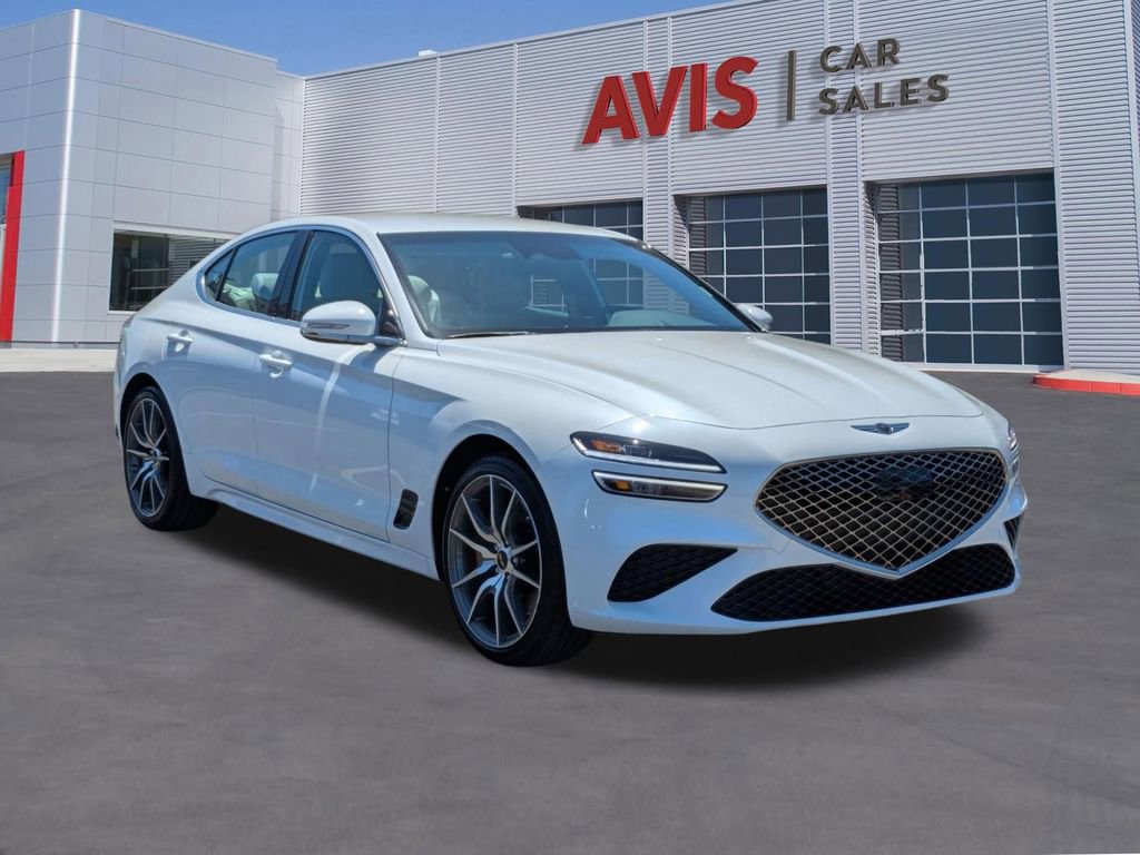 Used 2025 Genesis G70 2.5T RWD image 3