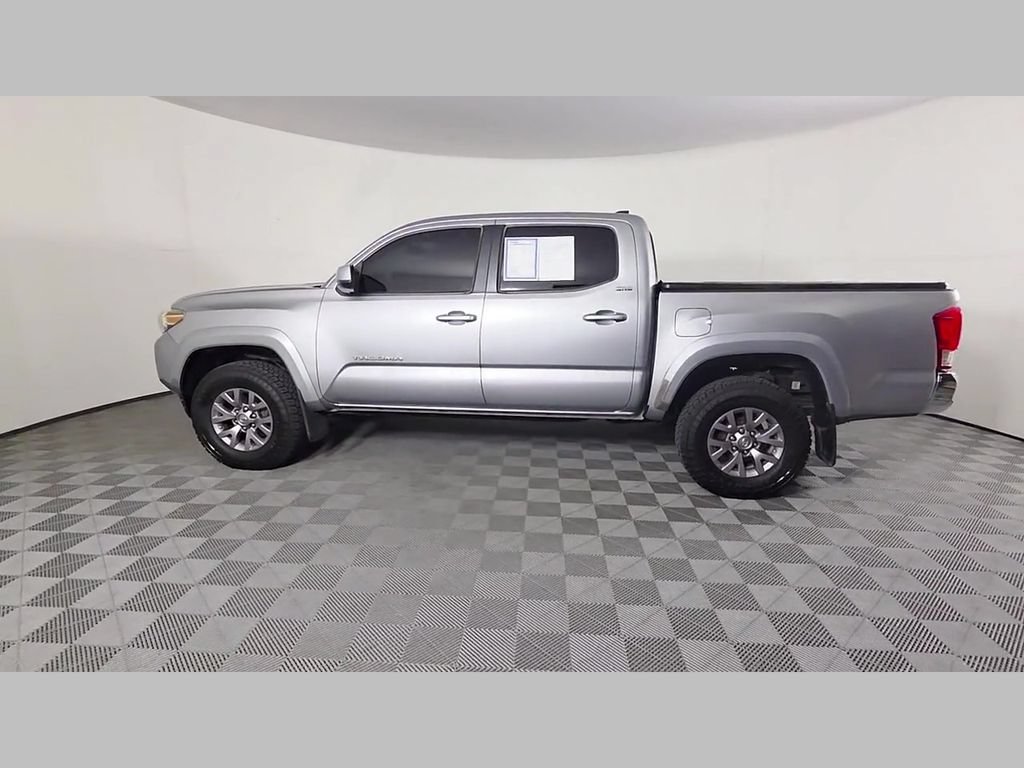 Used 2017 Toyota Tacoma TRD Sport RWD image 47